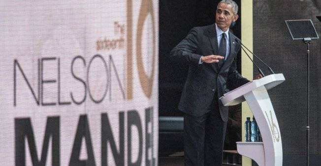 أوباما يحذر من "سياسات الخوف والسخط" في ذكرى عيد ميلاد مانديلا
