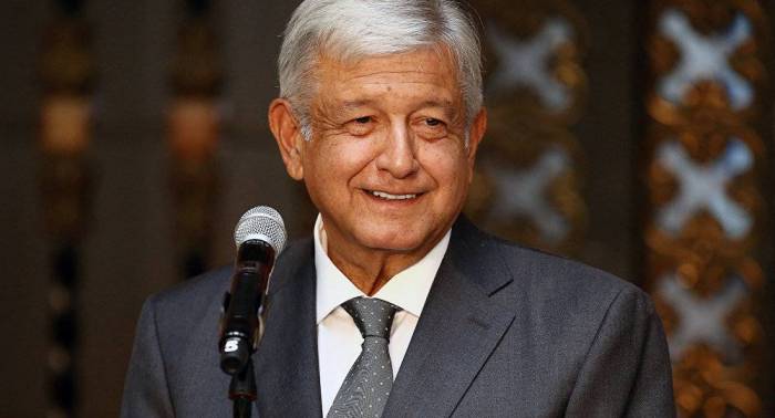   López Obrador sobre el robo de combustible  : "Que no jueguen a las vencidas porque triunfará la ley"