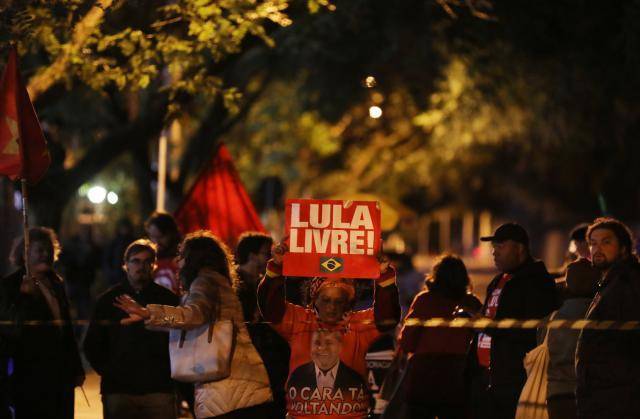 Brazil judge blocks order to release of Lula from prison
 