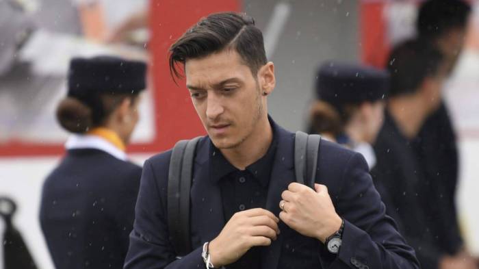 Foot: Mesut Özil quitte la sélection d