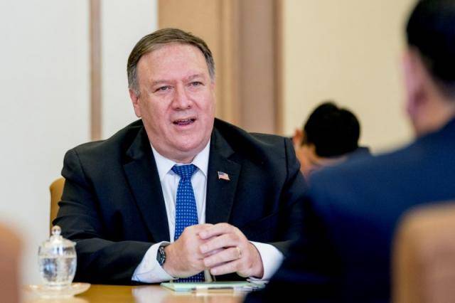 Pompeo meets North Koreans, hopes to 