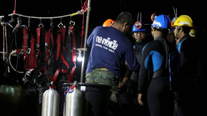 Tailandia: Comienza la operación de rescate de los niños atrapados en la cueva
