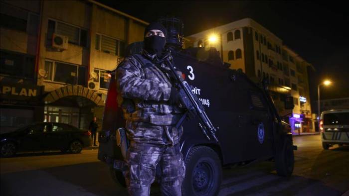 Turquie: 33 suspects de Daech arrêtés à Istanbul