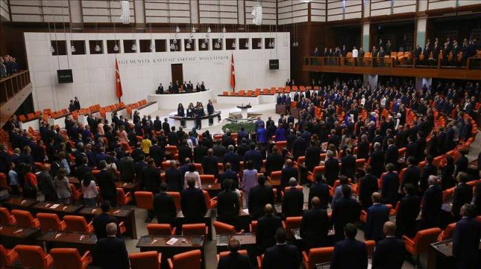 Türkiyə parlamenti ilk iclasını keçirib