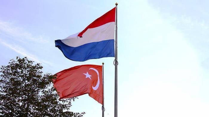 La Turquie et les Pays-Bas décident de normaliser leurs relations