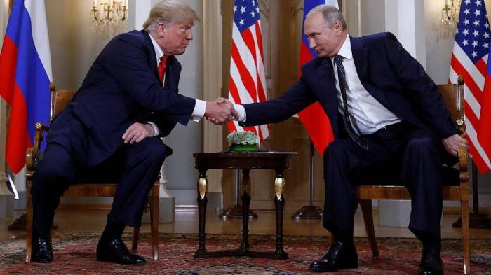 Trump dice a Putin que "el mundo quiere" que su relación sea "extraordinaria"