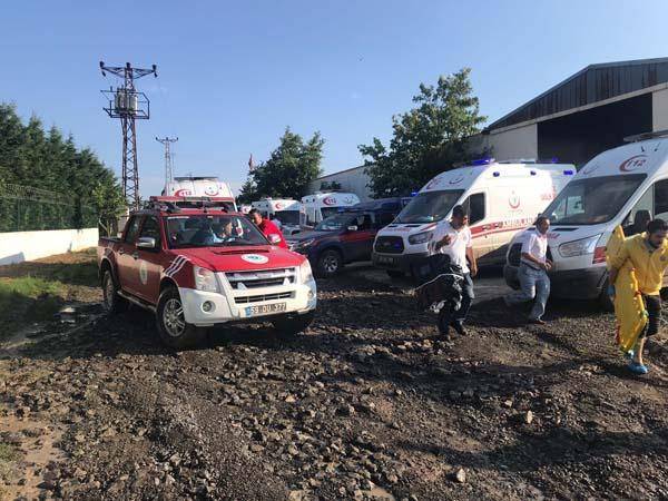 Train derailment in N. Turkey kills 10, injures 73 