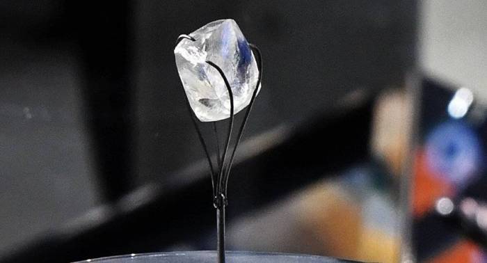 Un minéral plus dur que le diamant découvert en Sibérie