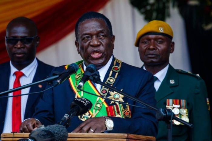 Emmerson Mnangagwa investi président du Zimbabwe