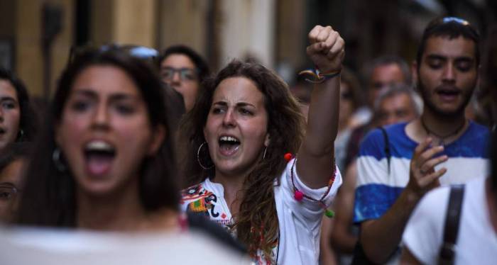 España: Detienen a un miembro de La Manada por robo y agresión