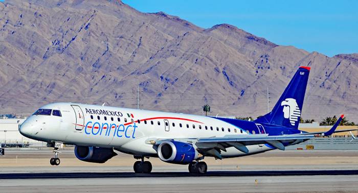 Mexiko: Flugzeug mit 101 Menschen an Bord abgestürzt - FOTOs und VIDEOs