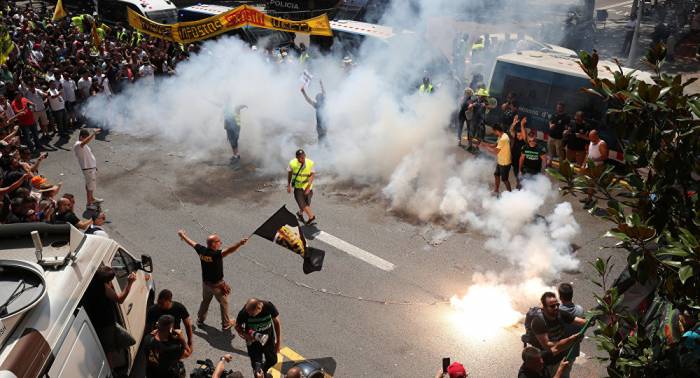 Los taxistas de Barcelona y Madrid desconvocan la huelga