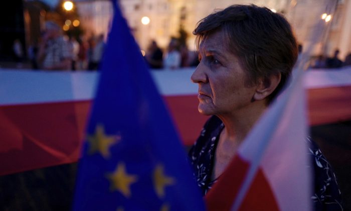 Poland’s judges should stay pending ECJ decision, says Supreme Court
