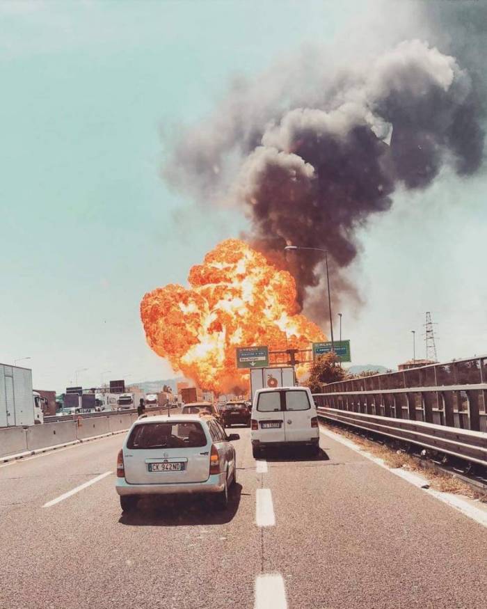 Italia: Se registra una fuerte explosión cerca del aeropuerto de Bolonia (FOTOS, VIDEOS)