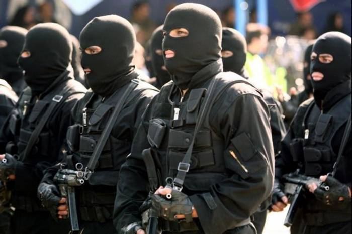 Iran’s intelligence ministry foils two terrorist plots