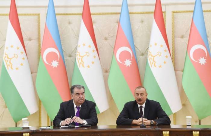 Les présidents azerbaïdjanais et tadjik ont fait une déclaration conjointe à la presse - PHOTOS