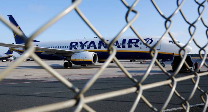 La huelga de pilotos de Ryanair obliga a cancelar casi 80 vuelos en España