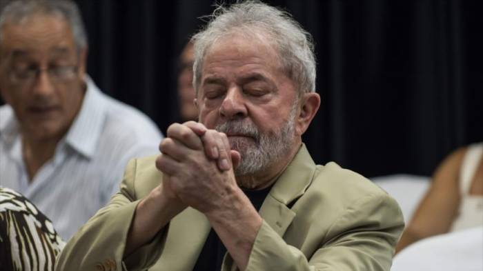 Tribunal Electoral de Brasil veda presencia de Lula en debate