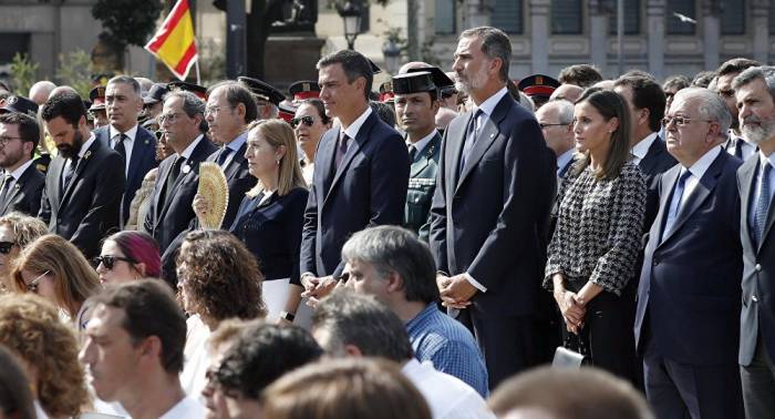 Protestas contra la presencia del Rey de España en los actos del 17-A Barcelona (fotos, vídeo)