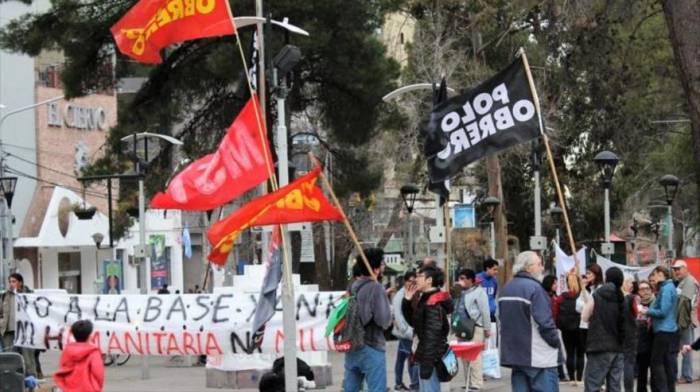 Argentinos protestan por la construcción de base militar de EEUU