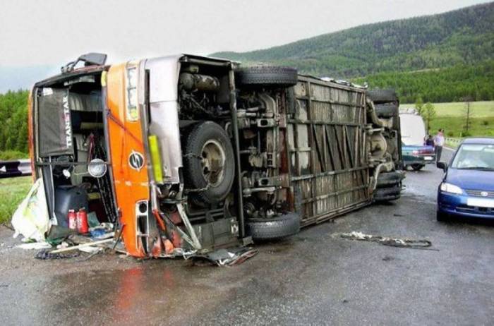 Bolqarıstanda avtobus qəzası: 16 ölü, 27 yaralı