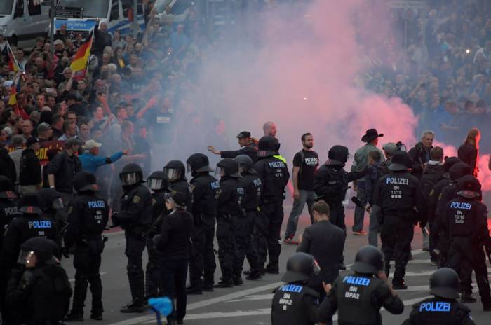 Verletzte bei neuen Ausschreitungen in Chemnitz  