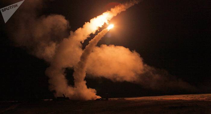 Russische Weltraumkräfte testen neueste Raketenabwehrwaffe – VIDEO