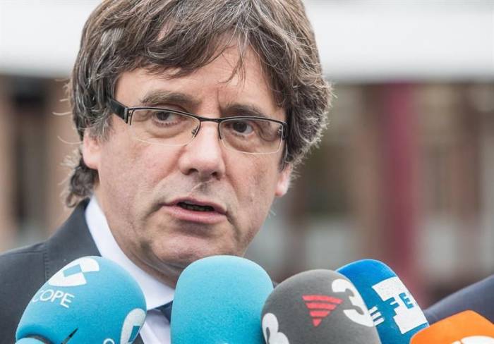 Las consecuencias del "error" de traducción en la demanda de Puigdemont al juez Llanera