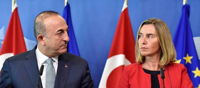 أوروبا متفائلة بعلاقاتٍ أوثق مع أنقرة بعد الخلاف الأميركي التركي..