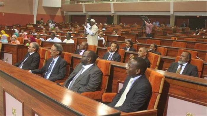البرلمان الموريتاني يختتم آخر دوراته قبل انتخاب بديل له
