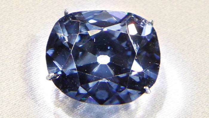 Revelan el secreto de los diamantes azules, el enigma 
