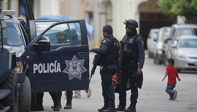 Multiple gunmen attacks in Mexico