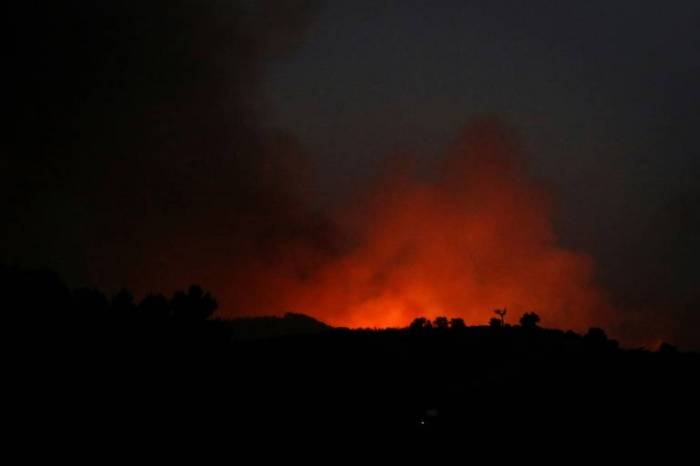 Un incendie menace une ville touristique du sud du Portugal
