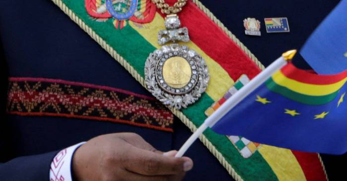 Bolivie: la médaille présidentielle volée, son gardien visitait une maison close