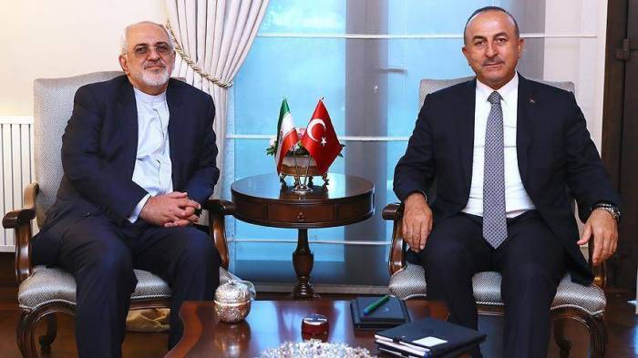 Cavusoglu and Zarif discuss bilateral relations