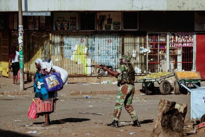 Zimbabwe : trois morts dans les manifestations post-électorales, selon la police