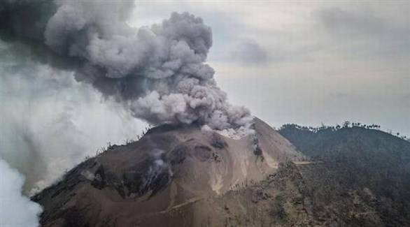 بابوا غينيا الجديدة: إجلاء 2000 شخص جراء ثوران بركان مانام