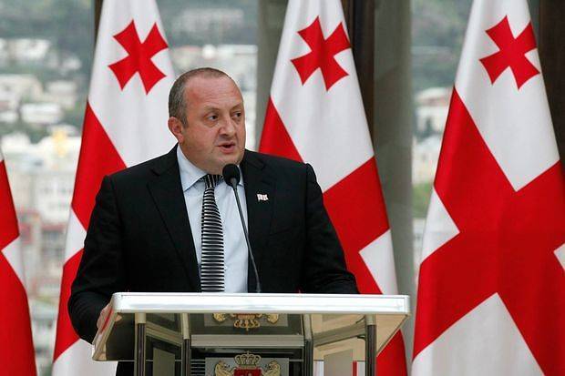 Gürcüstan prezidenti müsəlmanları təbrik edib
