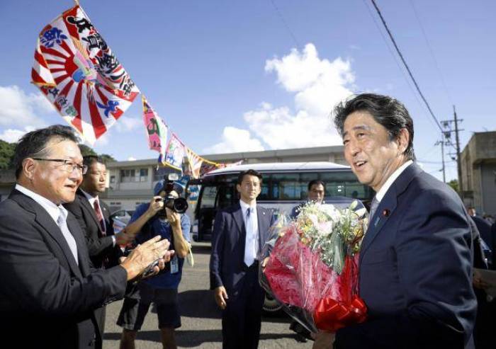 Japanese PM Abe seen headed for extended term despite policy doubts
 