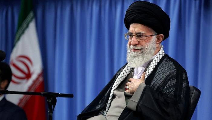 Khamenei évoque un probable retrait de l