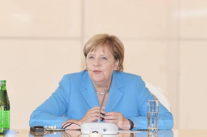 Merkel:"Azerbaiyán es un país relevante para la UE"