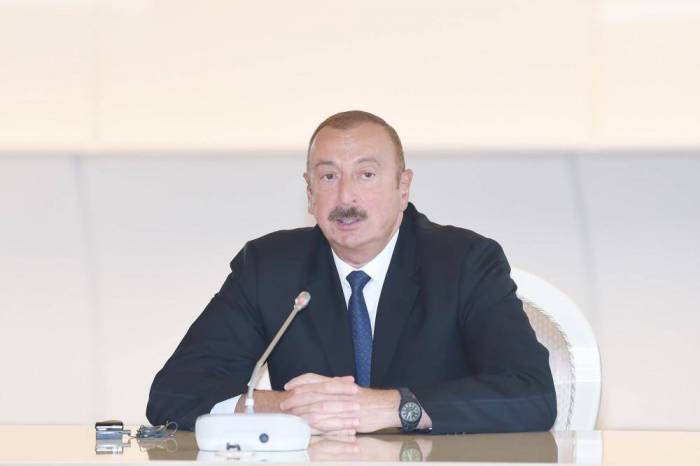 "La economía de Azerbaiyán se está desarrollando rápidamente"-Ilham Aliyev