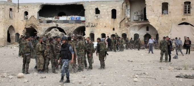 النظام السوري ينقل المئات من مقاتلي داعش إلى محافظة إدلب