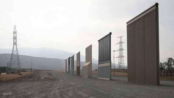 الولايات المتحدة تبدأ تشييد “جدار ترامب” مع المكسيك