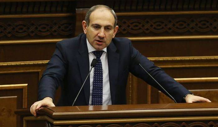 Paşinyan stilisti özünə köməkçisi təyin etdi