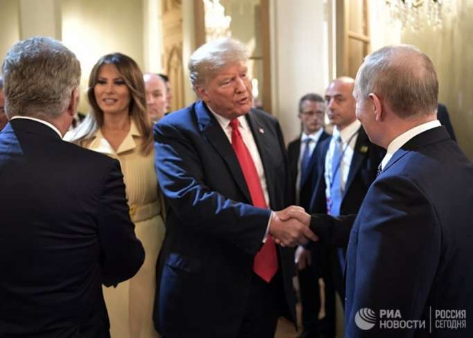 Tramp yenidən Putinlə görüşmək istəyir
