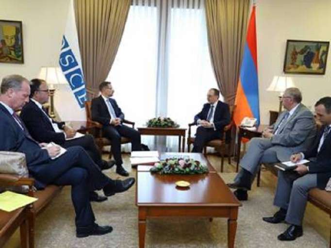 Armenian FM, OSCE chief discuss Karabakh conflict