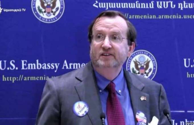 El embajador de Estados Unidos criticó la declaración de Lavrov sobre Armenia