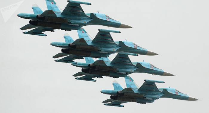 Cuatro aviones rusos atacan las posiciones de Frente al Nusra en Idlib