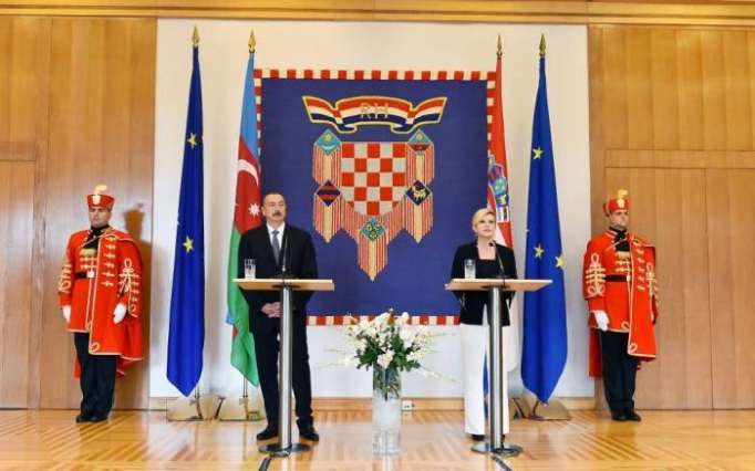 Les présidents azerbaïdjanais et croate font des déclarations conjointes à la presse